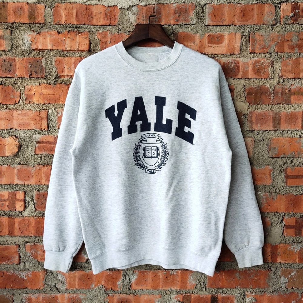 Classic Crewneck Sweatshirt - Light Gray